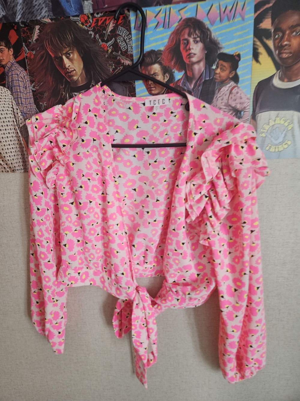 TCEC Hot Pink Floral Tie-Front Ruffle Crop Top
